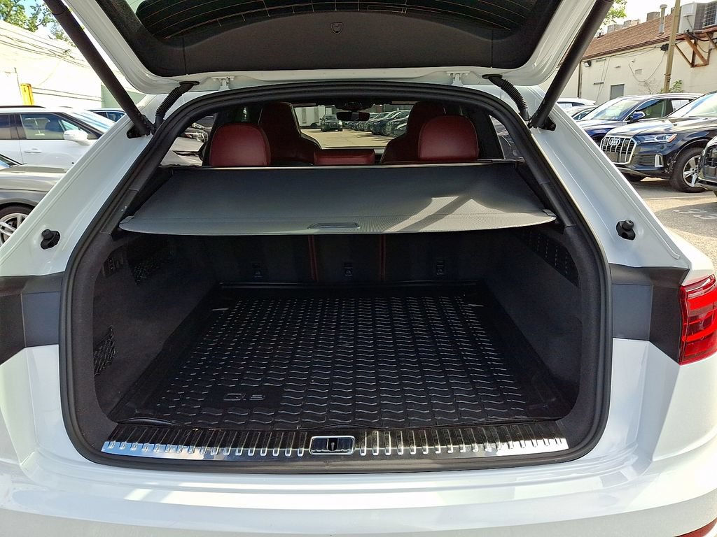 Used 2025 Audi SQ8 Premium Plus AWD/4WD image 30