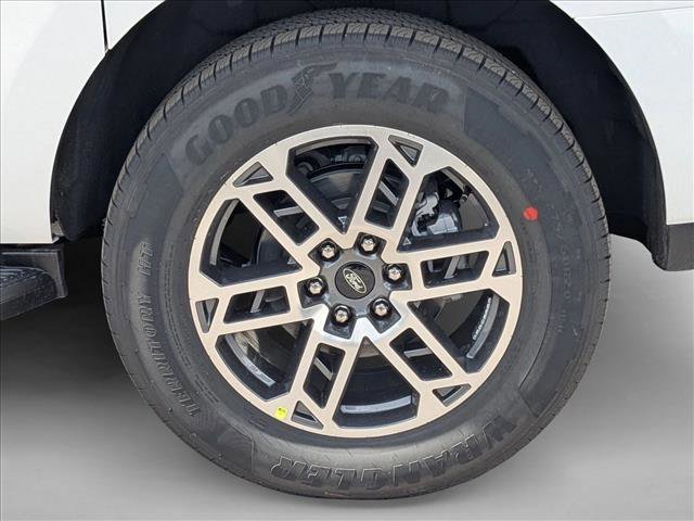 New 2026 Ford Expedition Max Active image 9