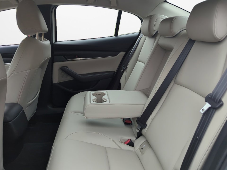 Used 2019 MAZDA MAZDA3 Sedan w/ Select Package image 12