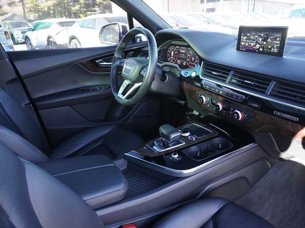 Used 2018 Audi Q7 3.0T Premium Plus w/ Premium Plus Package image 34