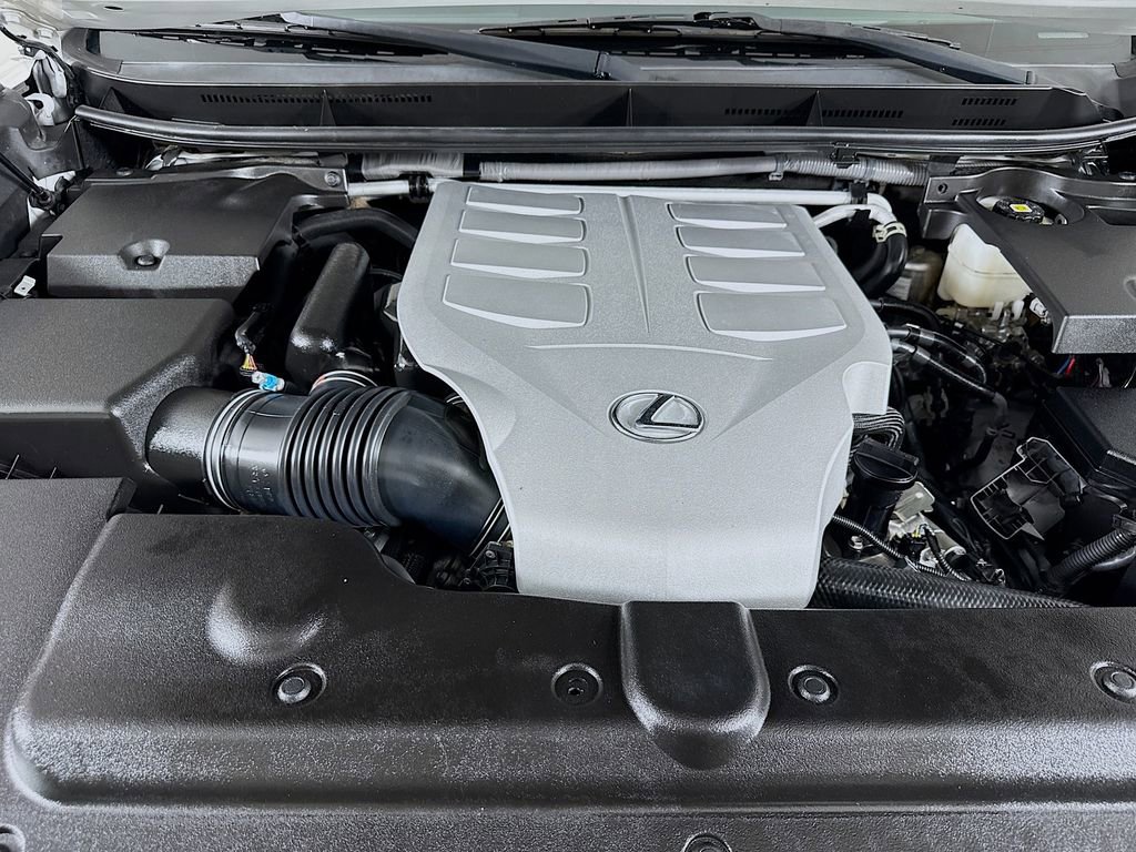 Used 2022 Lexus GX 460 Premium w/ Accessory Package image 35
