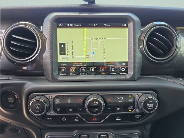Used 2020 Jeep Gladiator Overland AWD/4WD image 23