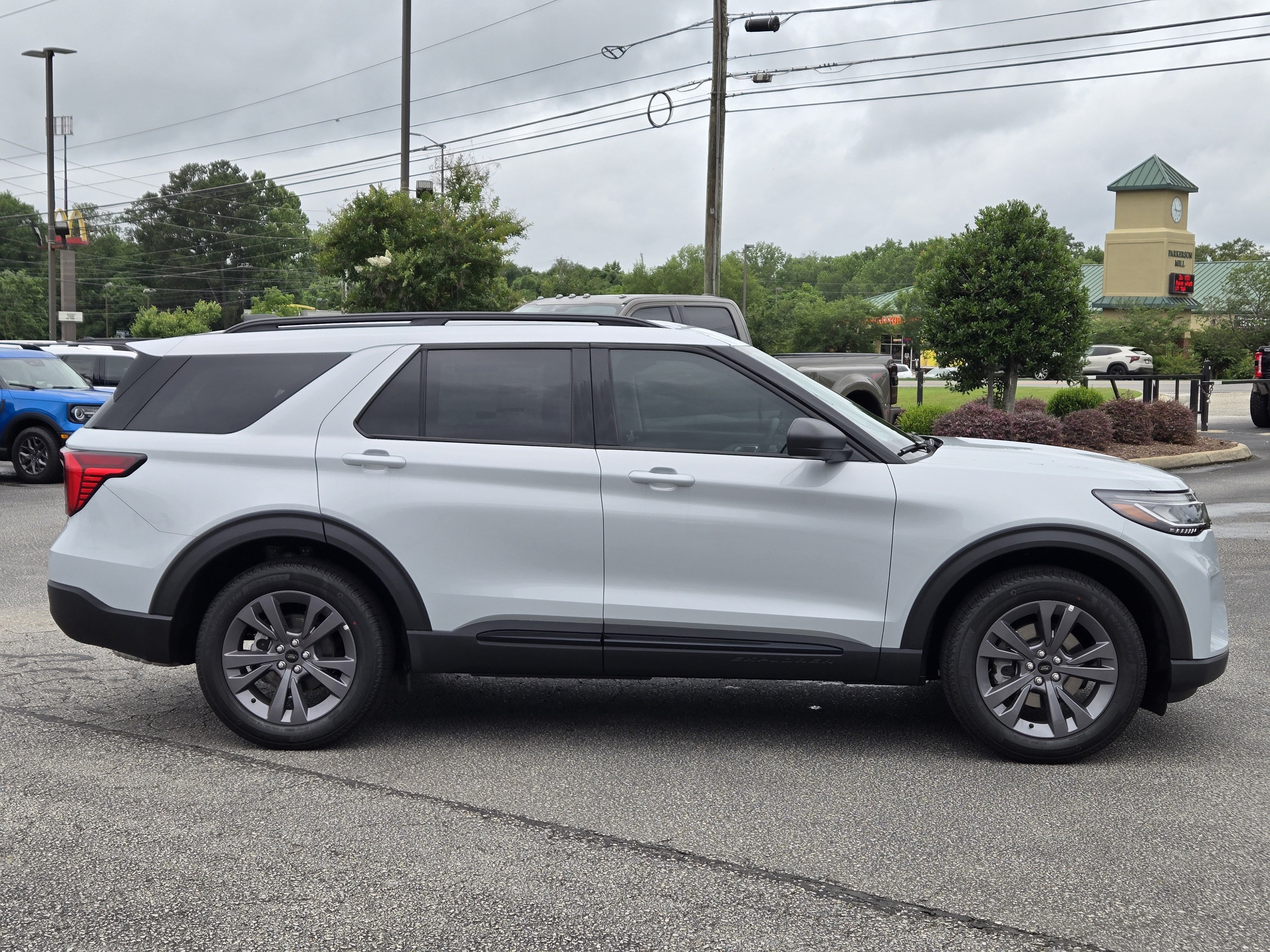 New 2026 Ford Explorer Active w/ Active Comfort Package AWD/4WD image 7