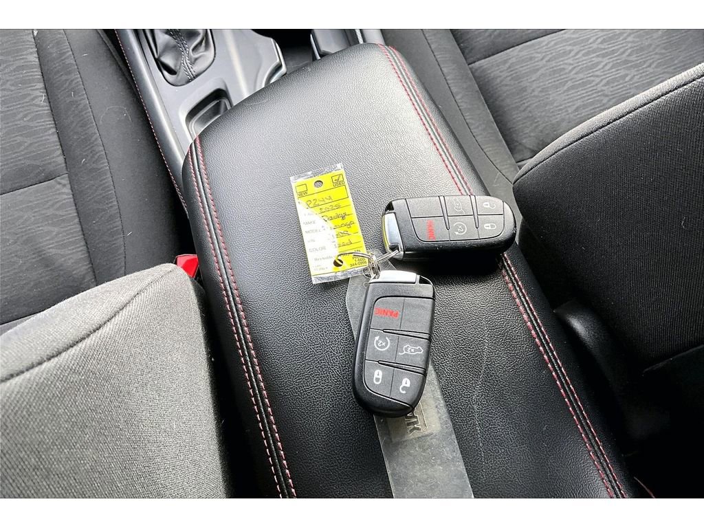 Certified 2025 Dodge Durango GT image 11