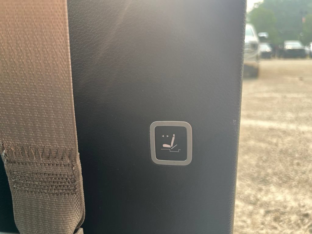 Used 2017 Chrysler Pacifica Touring-L Plus FWD image 36