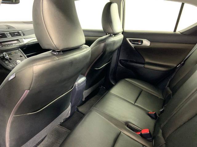 Used 2013 Lexus CT 200h w/ Premium Pkg w/Navigation FWD image 19