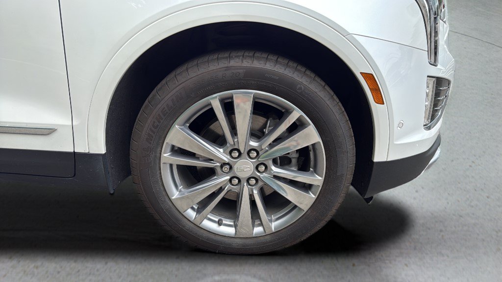 Certified 2024 Cadillac XT5 Premium Luxury w/ Technology Package AWD/4WD image 16