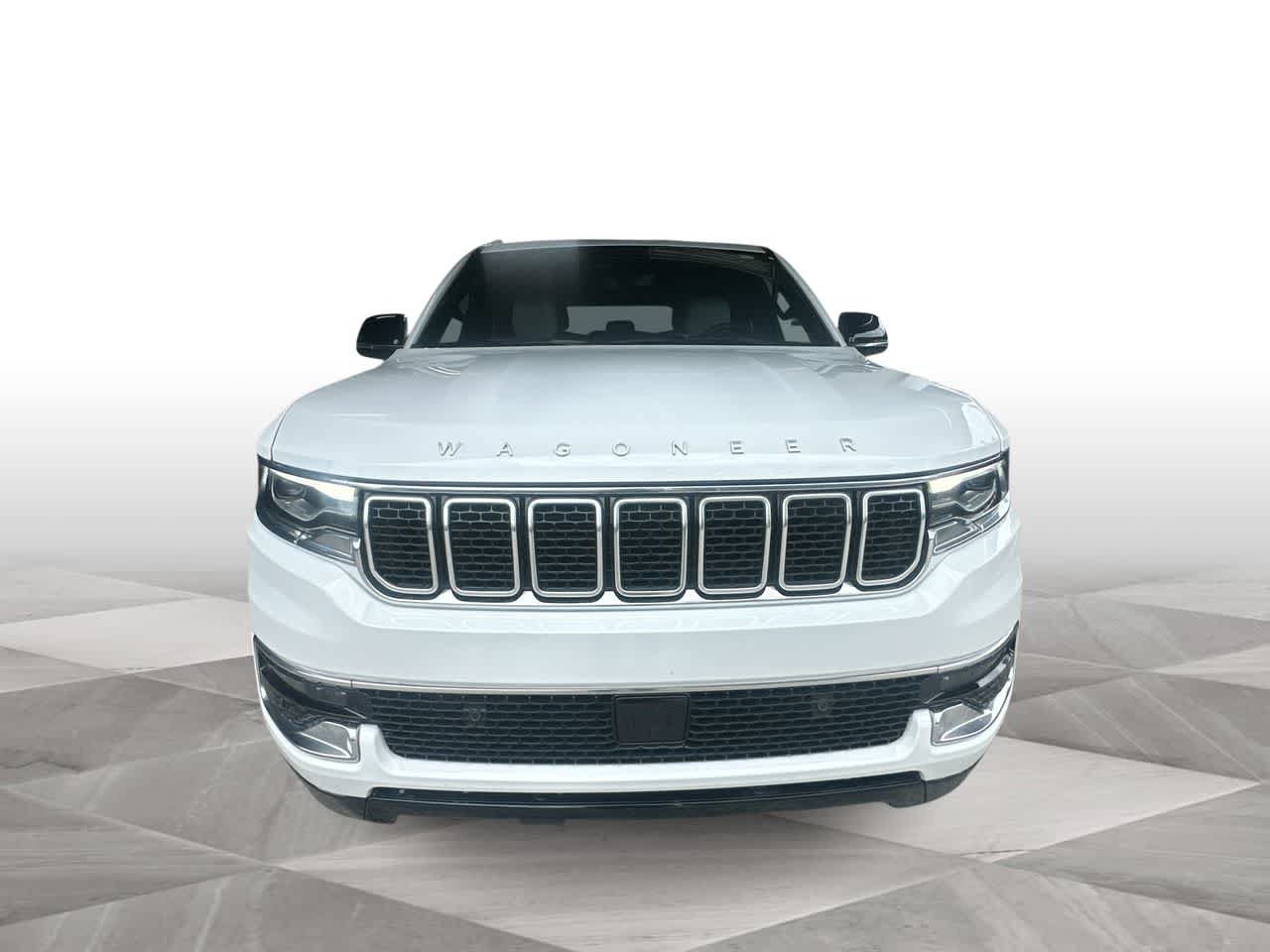 Used 2025 Jeep Wagoneer 4WD w/ Premium Group I image 3