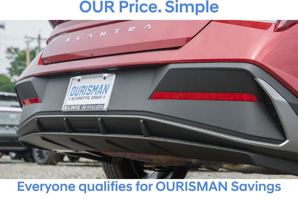 New 2025 Hyundai Elantra Sport image 7