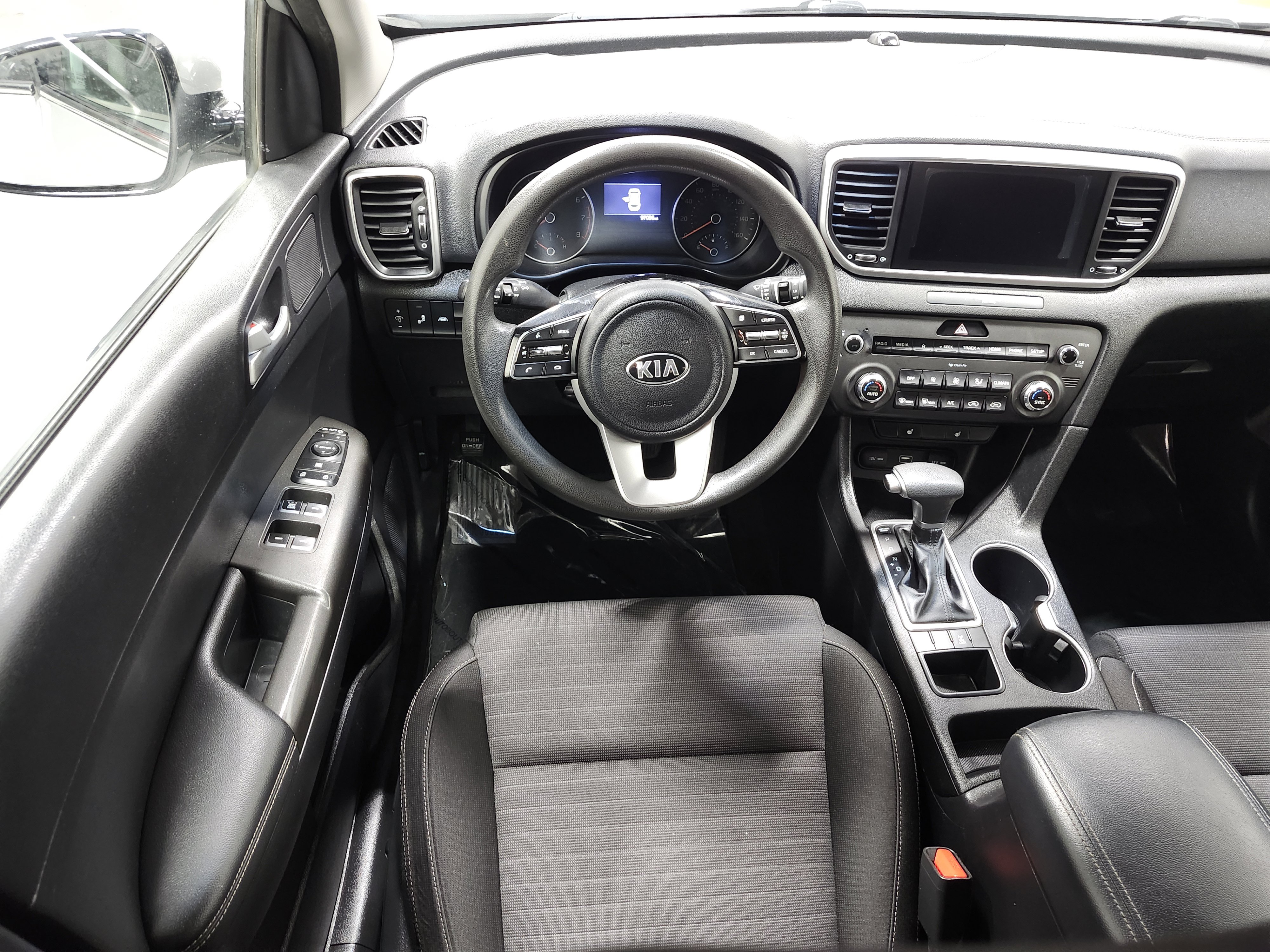 Used 2020 Kia Sportage LX w/ LX Popular Package image 26