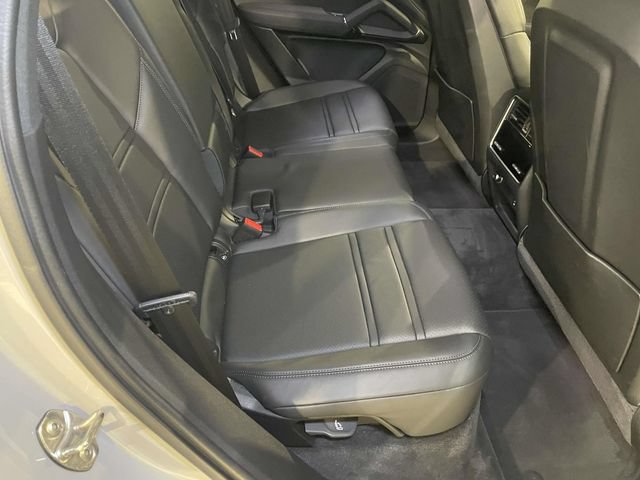 Certified 2023 Porsche Cayenne AWD/4WD image 23