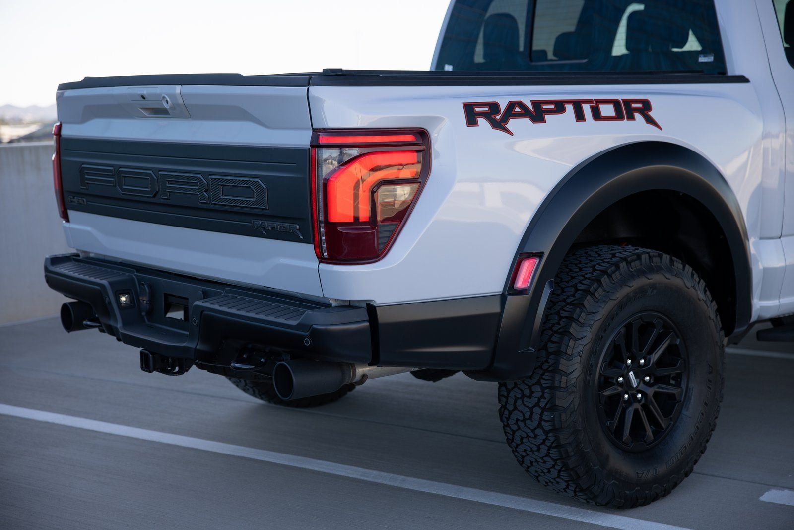 Used 2025 Ford F150 Raptor image 10