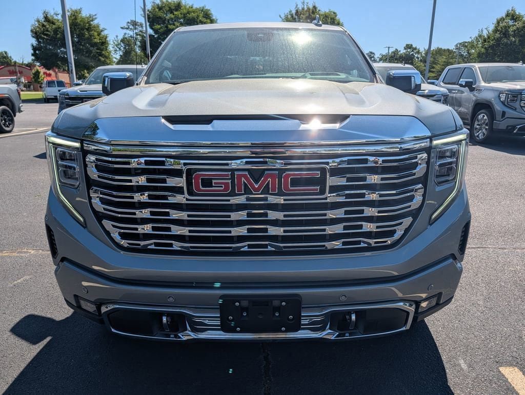 New 2026 GMC Sierra 1500 Denali w/ Denali Reserve Package AWD/4WD image 3
