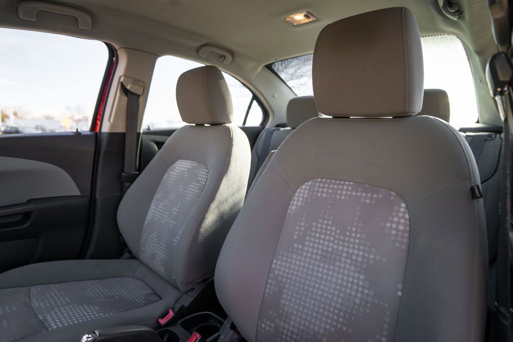 Used 2013 Chevrolet Sonic LS image 13