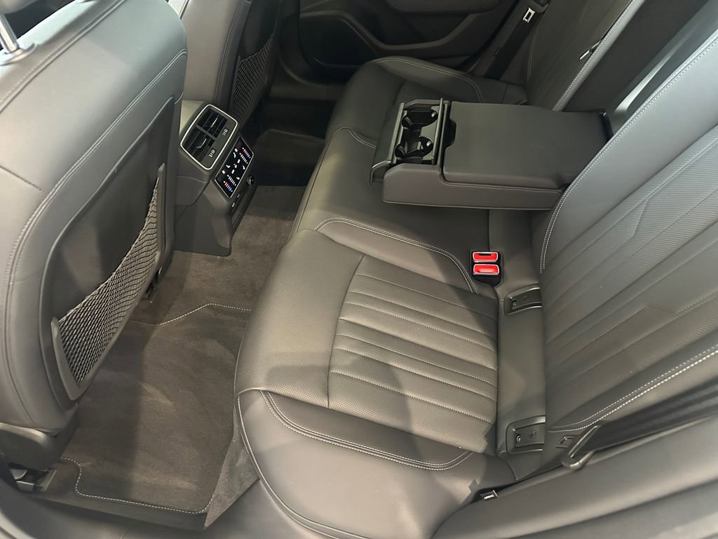 Used 2025 Audi A6 Premium Plus image 19