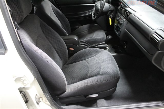 Used 2004 Dodge Stratus SE image 31