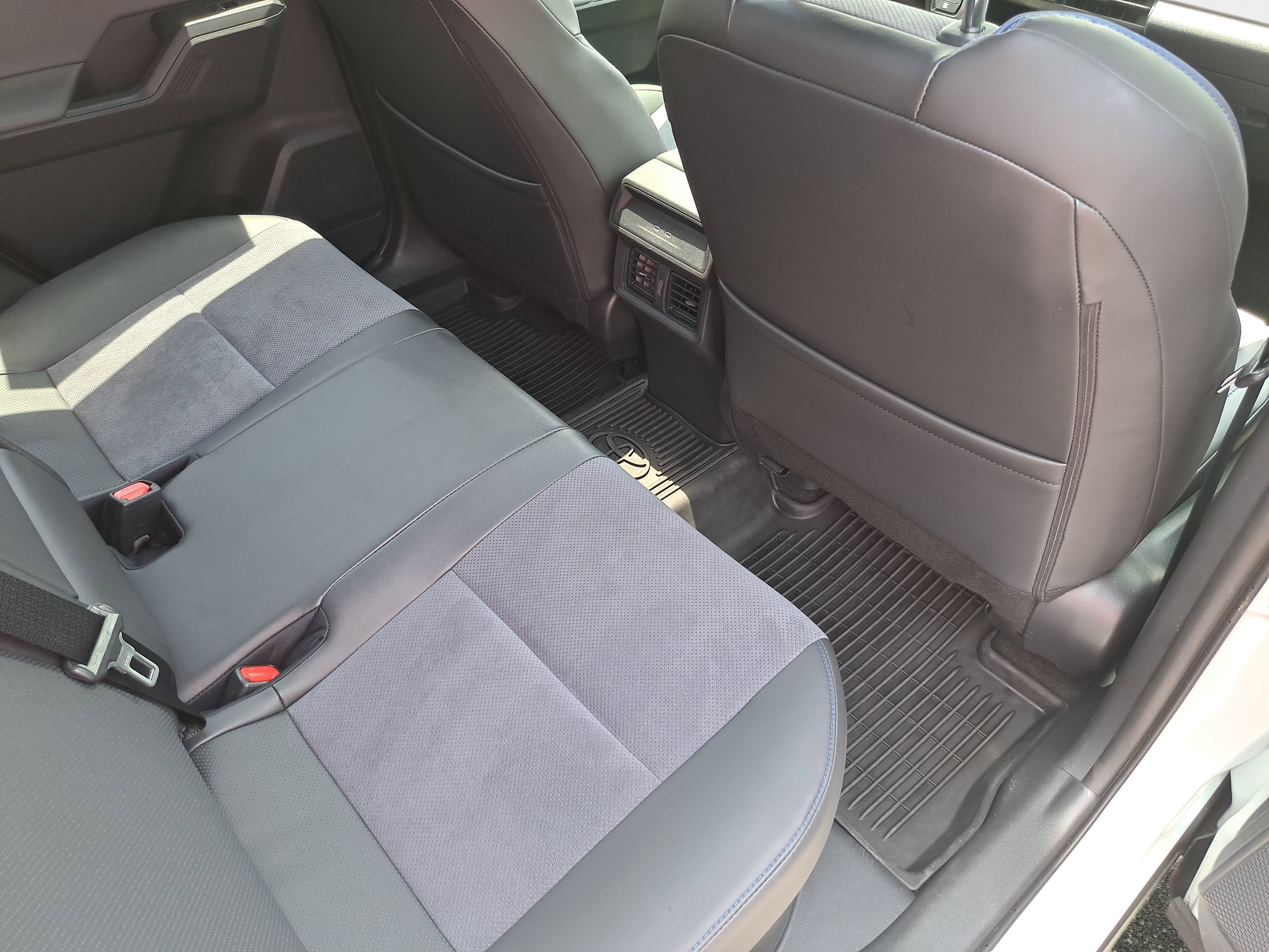 Used 2026 Toyota RAV4 XSE w/ Weather Package AWD/4WD image 11