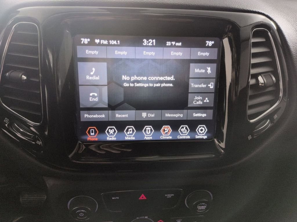 Used 2020 Jeep Compass Limited image 21