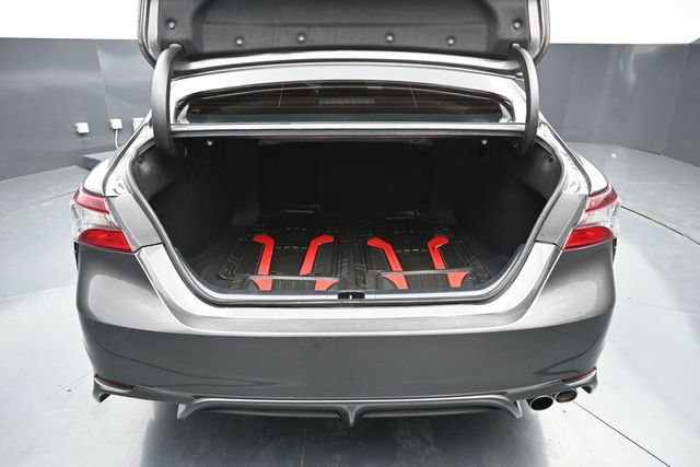 Used 2022 Toyota Camry SE FWD image 9