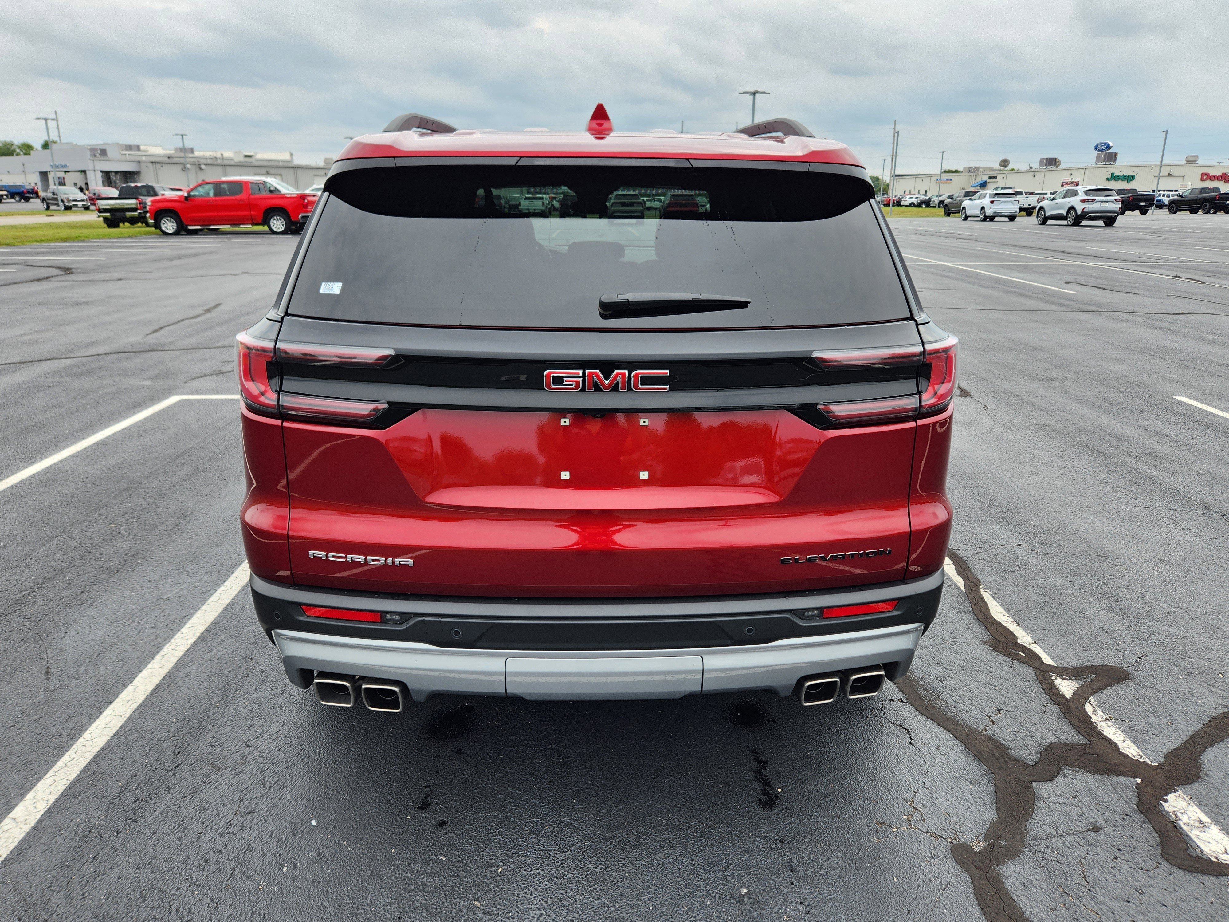 New 2025 GMC Acadia Elevation image 4