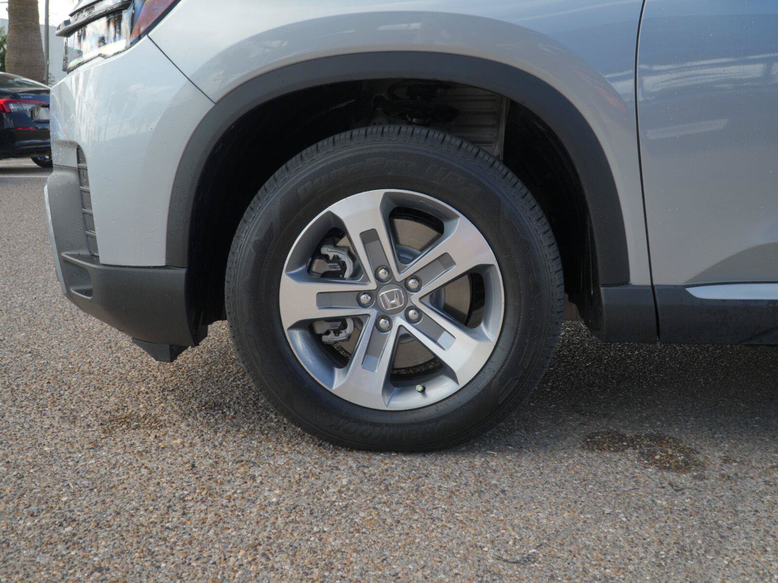 Certified 2026 Honda Pilot EX-L image 17