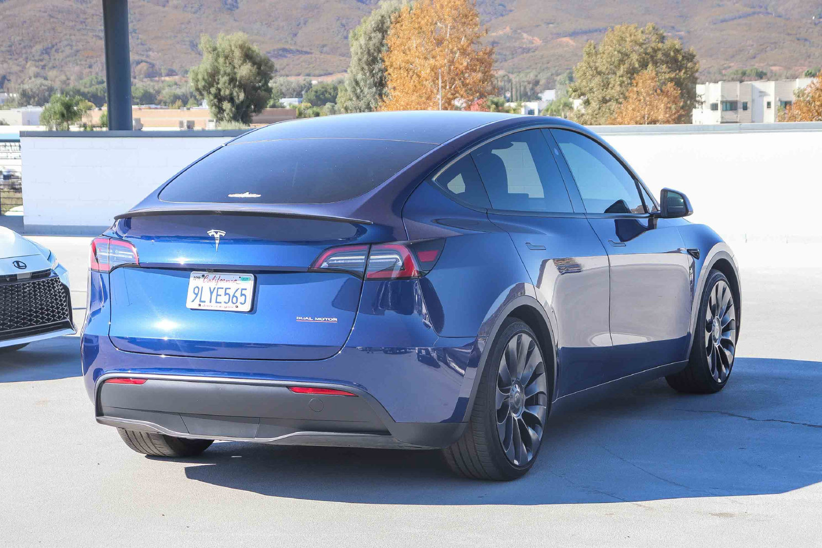 Used 2024 Tesla Model Y Performance AWD/4WD image 7