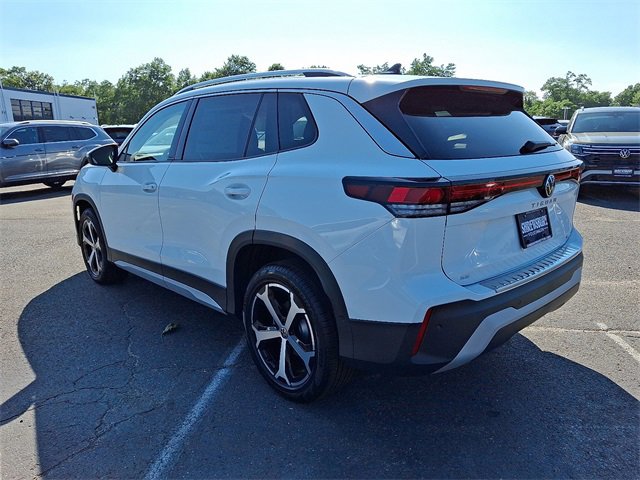New 2025 Volkswagen Tiguan SE image 3