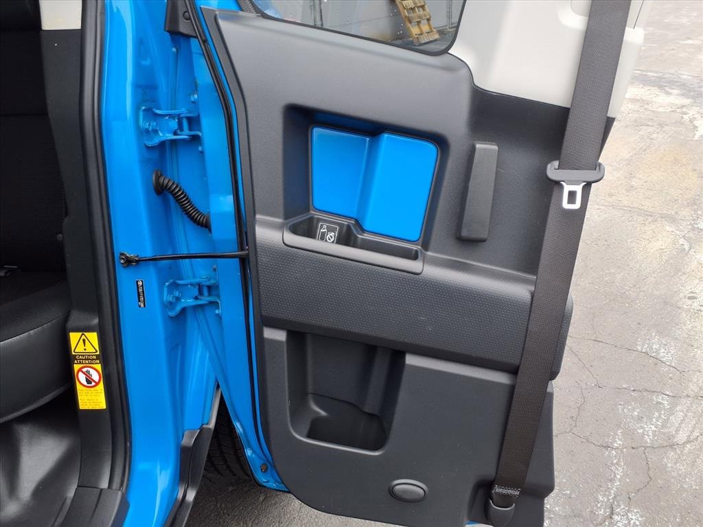 Used 2007 Toyota FJ Cruiser 4WD image 9