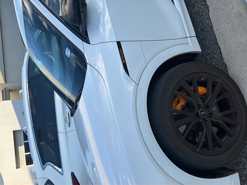 Used 2022 Audi e-tron Chronos image 43