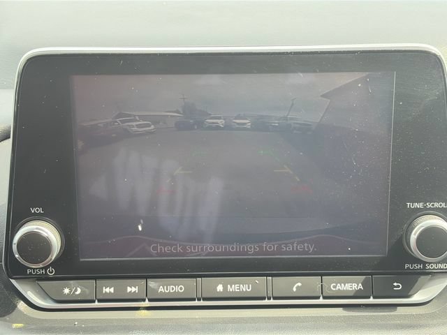 Used 2024 Nissan Rogue S AWD/4WD image 41