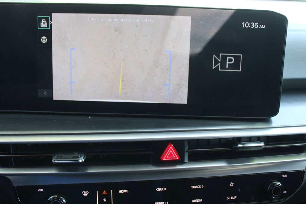 Certified 2024 Kia Sorento LX image 46