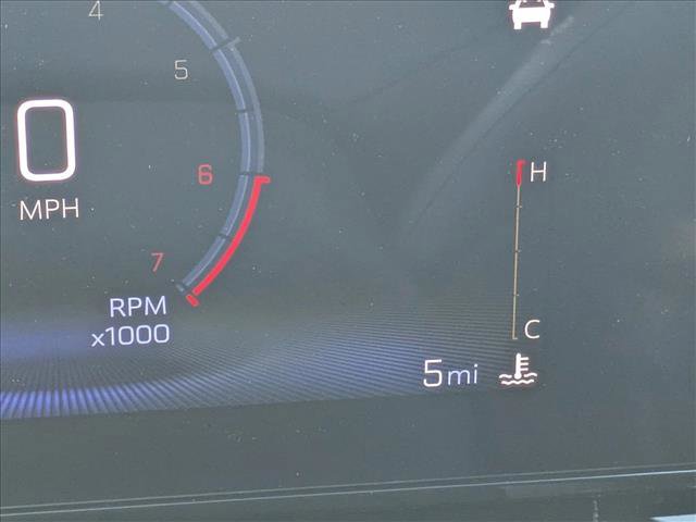 New 2026 Chevrolet Trax RS w/ Sunroof Package image 10