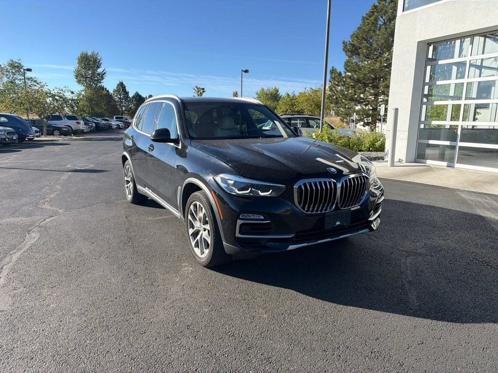 Used 2021 BMW X5 xDrive40i w/ Premium Package 2 AWD/4WD image 7