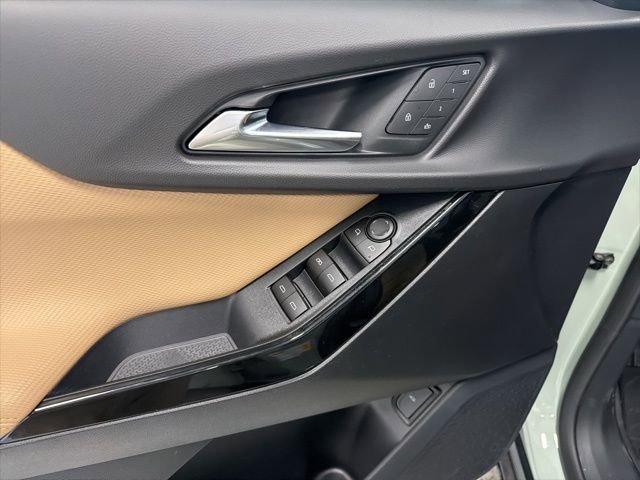 New 2026 Chevrolet Equinox ACTIV w/ Convenience Package III image 44