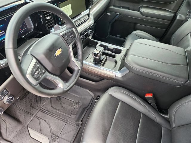 Used 2024 Chevrolet Silverado 1500 LTZ w/ LPO, Dark Essentials Package RWD image 18