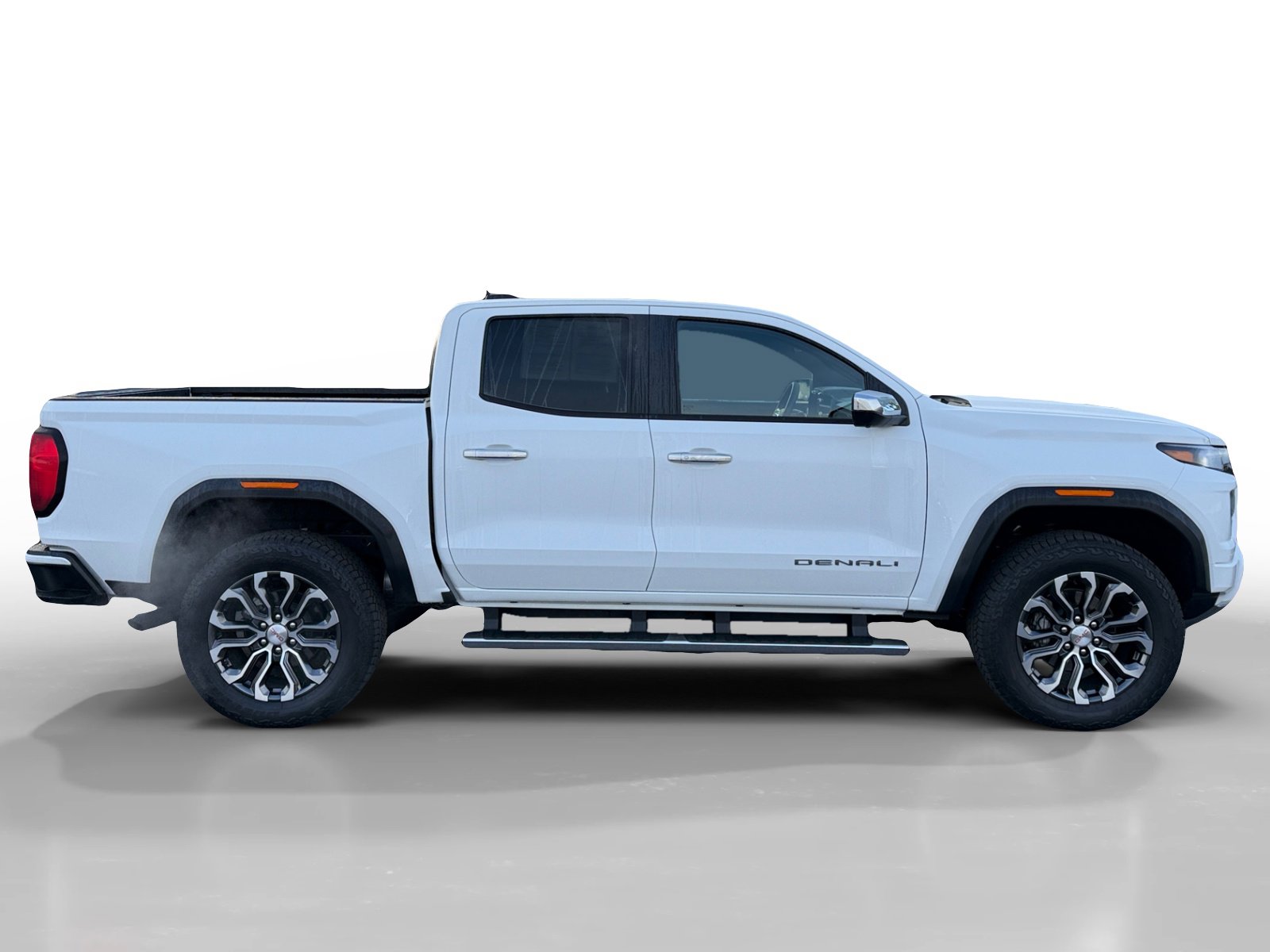 Used 2026 GMC Canyon Denali image 6