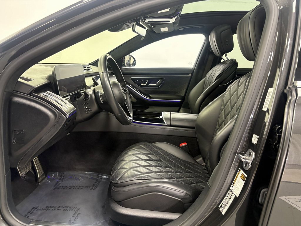 Used 2022 Mercedes-Benz S 580 4MATIC Sedan w/ AMG Line Package image 8
