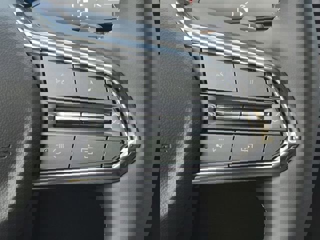 New 2025 Chevrolet Suburban High Country image 29