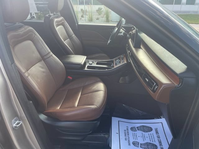 Used 2020 Lincoln Aviator Reserve w/ Equipment Group 201A AWD/4WD image 25