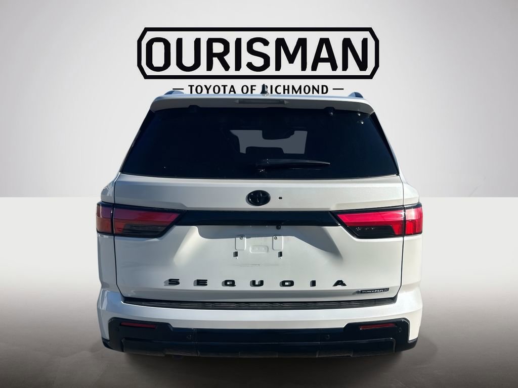 Used 2025 Toyota Sequoia Platinum image 6