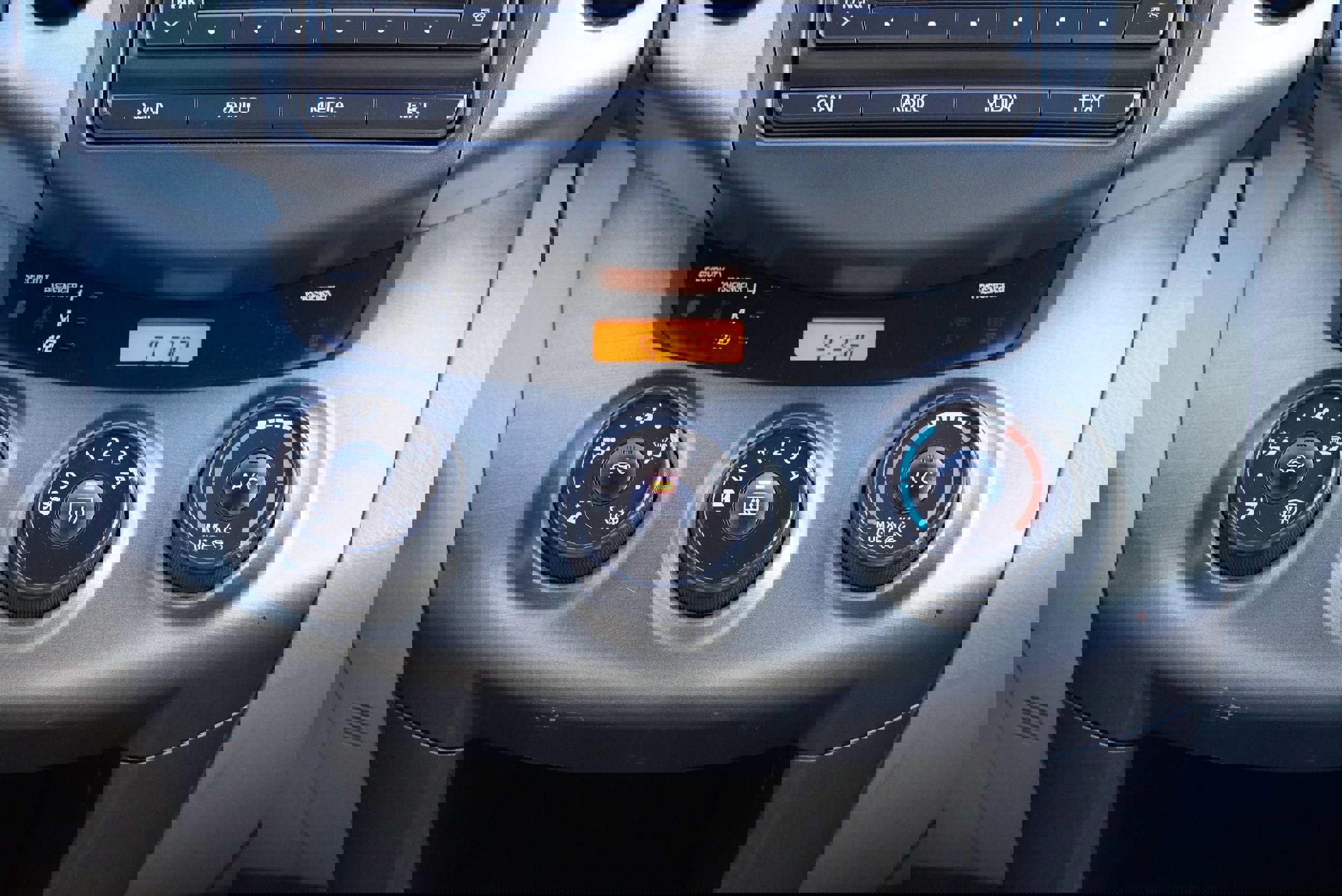 Used 2012 Toyota RAV4 4WD image 33