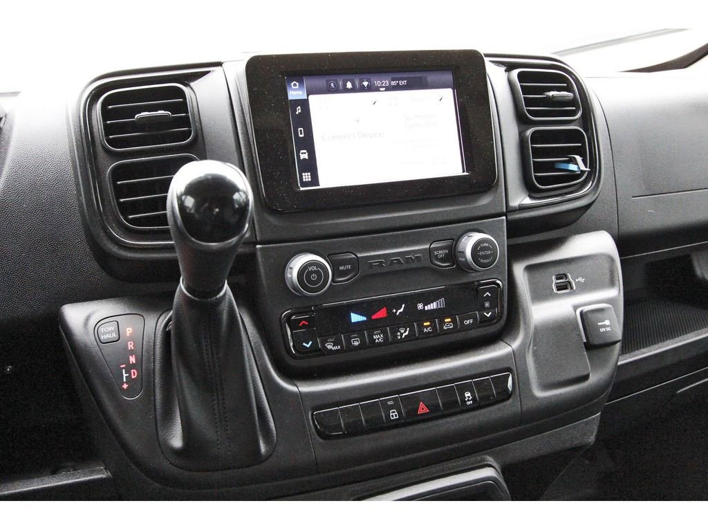 Used 2024 RAM ProMaster 2500 image 13