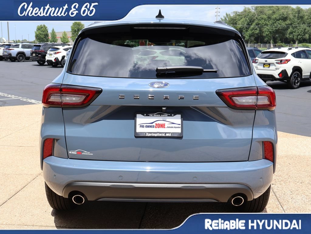 Used 2024 Ford Escape ST-Line w/ Tech Pack #1 FWD image 5