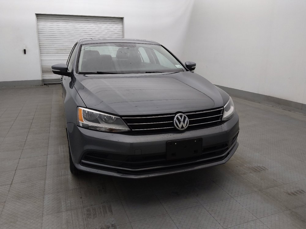 Used 2016 Volkswagen Jetta SE FWD image 14