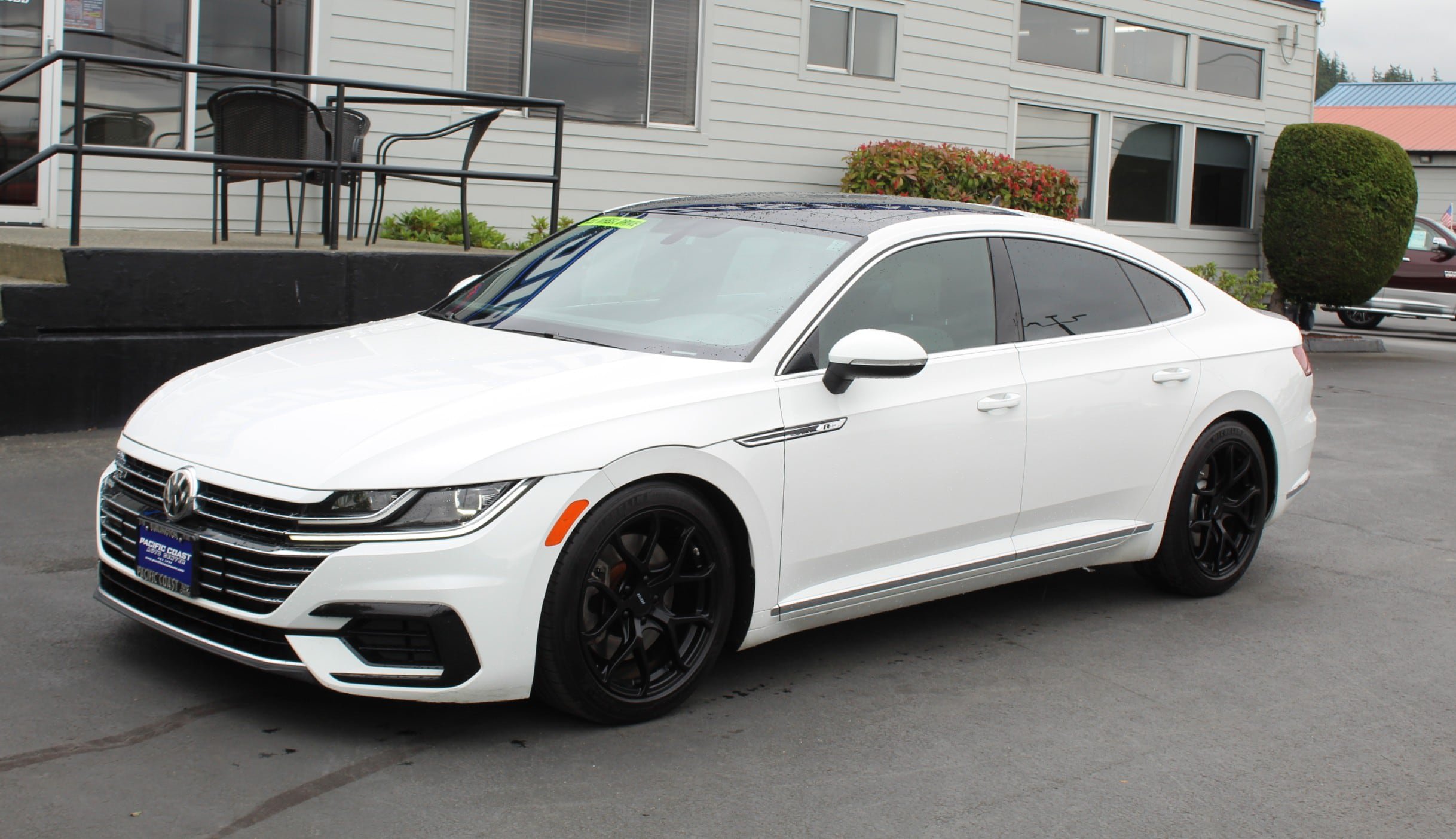 Used 2019 Volkswagen Arteon SEL AWD/4WD image 2