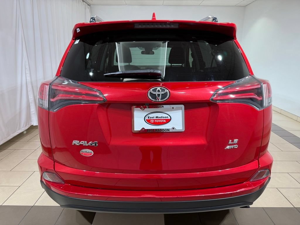 Used 2017 Toyota RAV4 LE w/ Carpet Mat Package AWD/4WD image 4