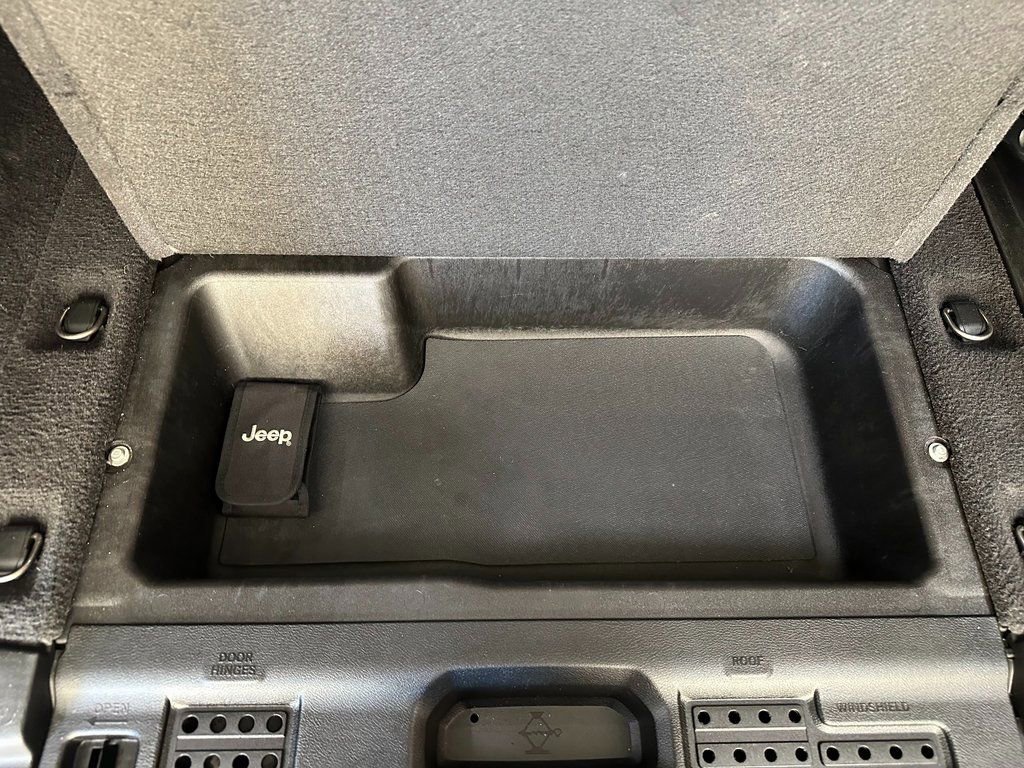 Certified 2021 Jeep Wrangler Unlimited Rubicon 4xe w/ Steel Bumper Group image 39