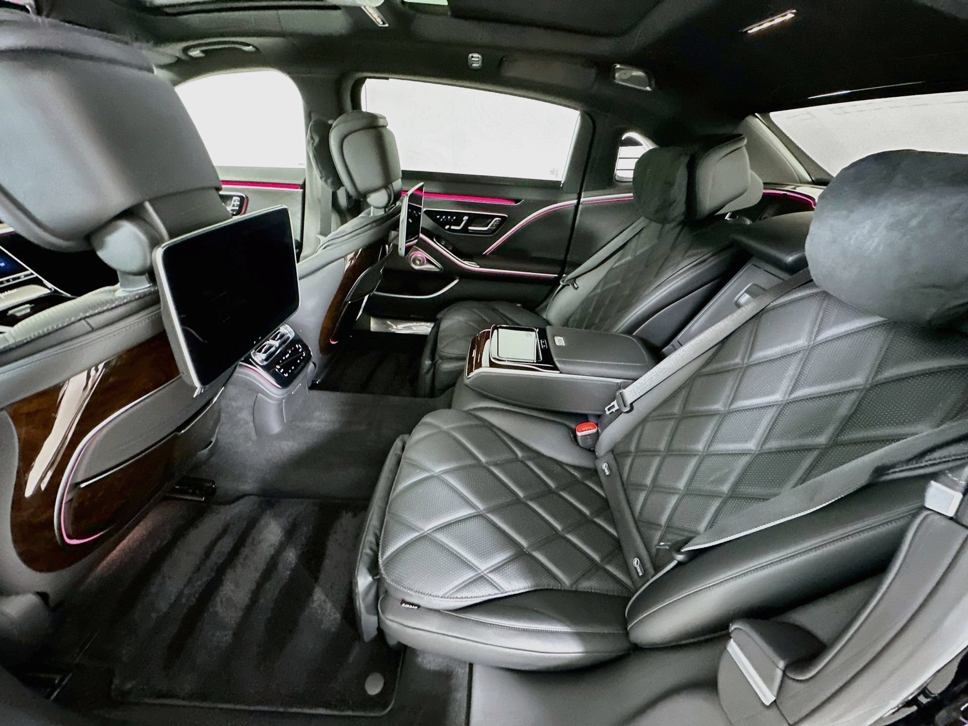 Used 2024 Mercedes-Benz Maybach S 680 4MATIC image 27