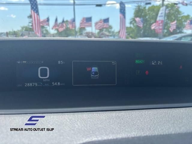 Used 2022 Toyota Prius Prime LE FWD image 33