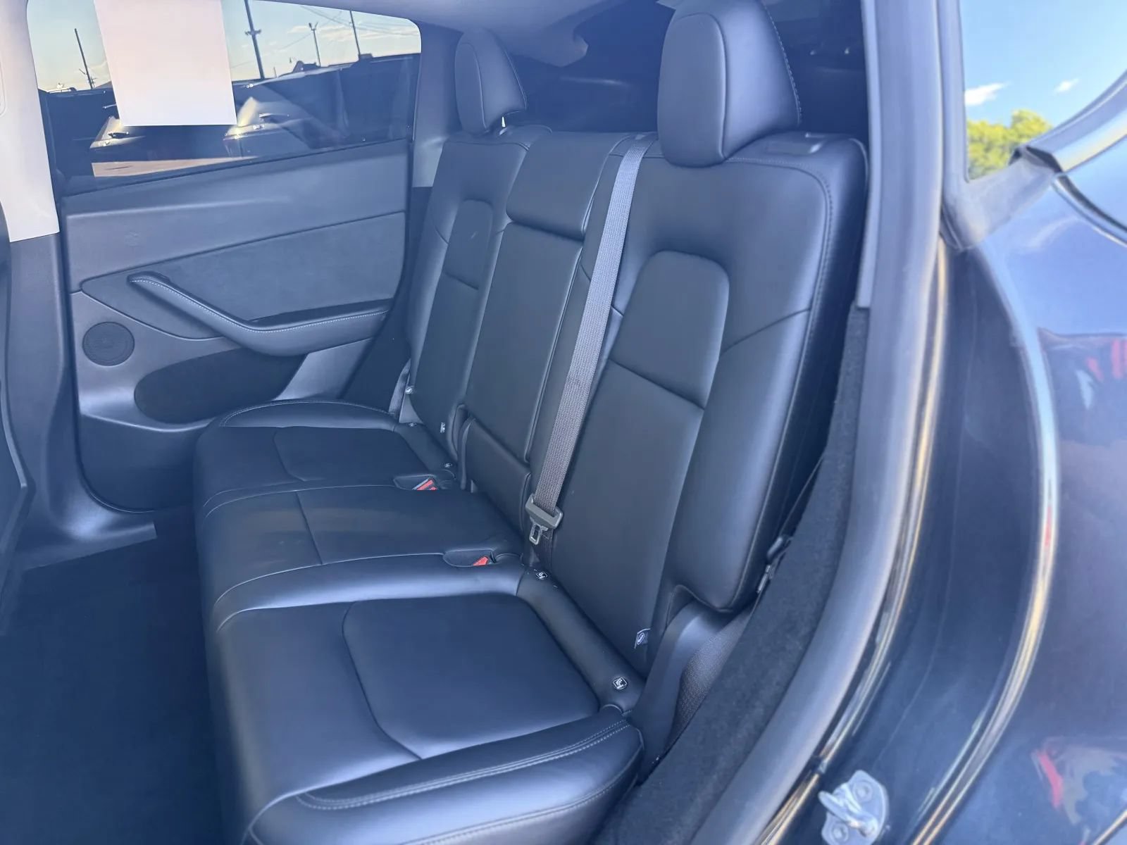 Used 2025 Tesla Model Y Performance AWD/4WD image 15